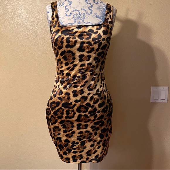 leopard print short dress